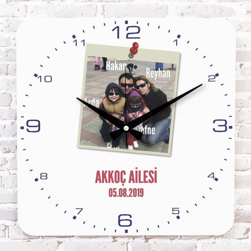 Aileye%20Özel%20Fotoğraflı%20Hediye%20Ahşap%20Saat%2033cm%20KA01-1383